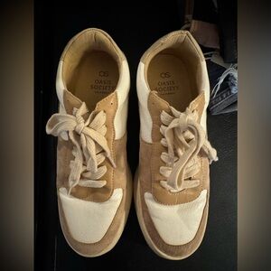 Oasis Society Sneaker